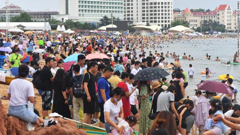 Nóng như thiêu đốt ở Trung Quốc, 84 thành phố phát cảnh báo cao nhất - Ảnh 2. Nóng như thiêu đốt ở Trung Quốc, 84 thành phố phát cảnh báo cao nhất - Ảnh 2.