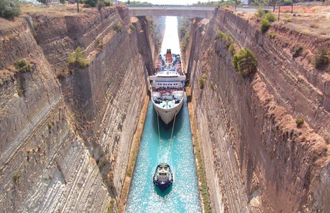 Hy Lạp mở lại kênh đào Corinth - Ảnh 1. Hy Lạp mở lại kênh đào Corinth - Ảnh 1.