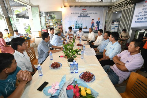 Doanh nghiệp sẵn sàng làm nhà ở cho người thu nhập thấp nếu có sự trợ lực về vốn - Ảnh 1. Doanh nghiệp sẵn sàng làm nhà ở cho người thu nhập thấp nếu có sự trợ lực về vốn - Ảnh 1.