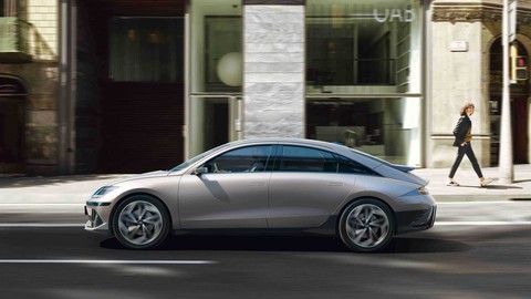 Hyundai Ioniq 6 trình làng: Chạy hơn 600 km mới phải sạc, sáng cửa về Việt Nam - Ảnh 17. Hyundai Ioniq 6 trình làng: Chạy hơn 600 km mới phải sạc, sáng cửa về Việt Nam - Ảnh 17.