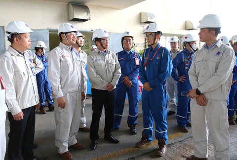 BSR xuất bán thành công 500 tấn hạt nhựa mới - Ảnh 2. BSR xuất bán thành công 500 tấn hạt nhựa mới - Ảnh 2.