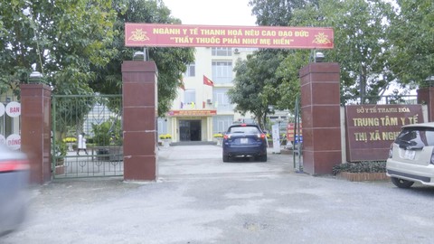 Lấy mẫu đơn xét nghiệm COVID-19 nhưng kết quả là mẫu gộp” ở Trung tâm Y tế thị xã Nghi Sơn - Ảnh 1. Lấy mẫu đơn xét nghiệm COVID-19 nhưng kết quả là mẫu gộp” ở Trung tâm Y tế thị xã Nghi Sơn - Ảnh 1.