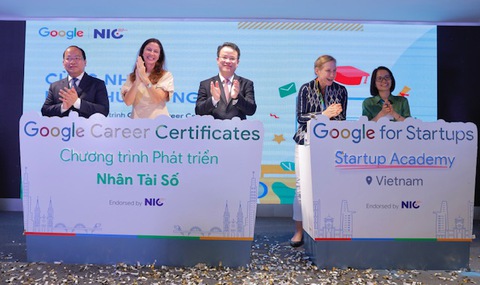 Google hỗ trợ Việt Nam chuyển đổi số thông qua chương trình phát triển nhân tài số - Ảnh 1. Google hỗ trợ Việt Nam chuyển đổi số thông qua chương trình phát triển nhân tài số - Ảnh 1.