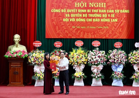 Quyền Bộ trưởng Bộ Y tế Đào Hồng Lan: Tôi không xuất phát từ ngành y, nhưng sẽ phấn đấu hết mình - Ảnh 1. Quyền Bộ trưởng Bộ Y tế Đào Hồng Lan: Tôi không xuất phát từ ngành y, nhưng sẽ phấn đấu hết mình - Ảnh 1.