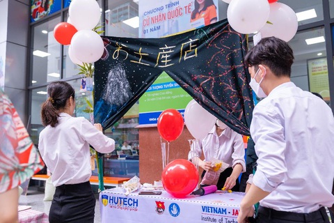 ‘VJIT MATSURI 2022’ - Rực rỡ sắc màu văn hóa Nhật Bản tại HUTECH - Ảnh 5. ‘VJIT MATSURI 2022’ - Rực rỡ sắc màu văn hóa Nhật Bản tại HUTECH - Ảnh 5.