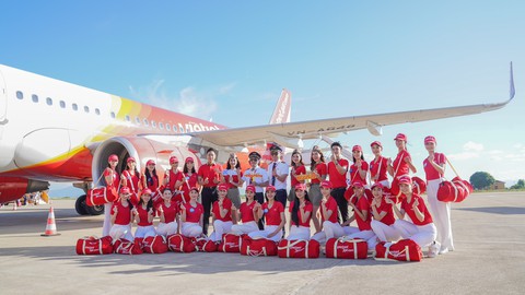 Top 38 Miss World Vietnam 2022 bất ngờ đổ bộ sân bay - Ảnh 5. Top 38 Miss World Vietnam 2022 bất ngờ đổ bộ sân bay - Ảnh 5.
