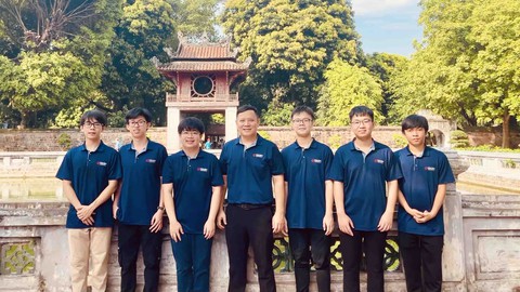 Đội tuyển Olympic toán học quốc tế Việt Nam: 19 năm mới có thí sinh đạt điểm tuyệt đối - Ảnh 1. Đội tuyển Olympic toán học quốc tế Việt Nam: 19 năm mới có thí sinh đạt điểm tuyệt đối - Ảnh 1.
