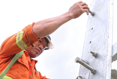 Chạy đua với thời tiết trên công trường điện Ninh Thuận - Ảnh 7. Chạy đua với thời tiết trên công trường điện Ninh Thuận - Ảnh 7.
