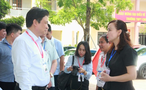 Chấm thi tốt nghiệp THPT 2022: Nhiều tỉnh thành chấm xong trước ngày 20-7 - Ảnh 1. Chấm thi tốt nghiệp THPT 2022: Nhiều tỉnh thành chấm xong trước ngày 20-7 - Ảnh 1.