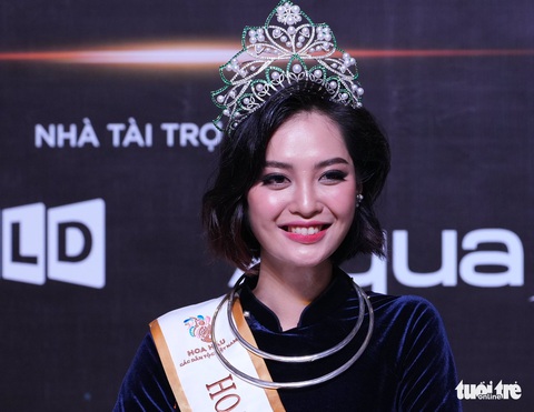 Làm hoa hậu, á hậu không phải chỉ là biết chạy sô - Ảnh 2. Làm hoa hậu, á hậu không phải chỉ là biết chạy sô - Ảnh 2.