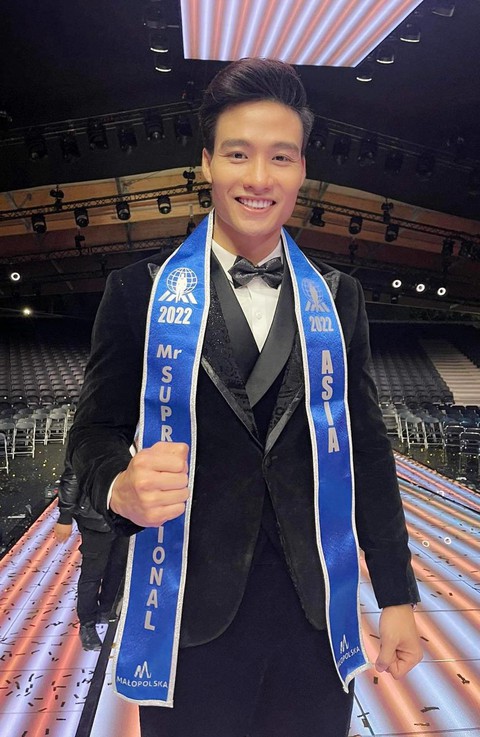 Đạt Kyo đoạt giải Nam vương siêu quốc gia châu Á 2022 - Ảnh 1. Đạt Kyo đoạt giải Nam vương siêu quốc gia châu Á 2022 - Ảnh 1.