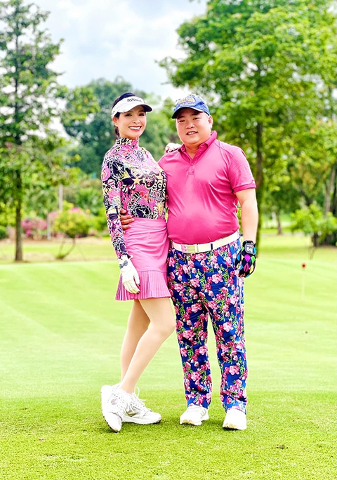 Ảnh vui sao Việt 17/7: Thúy Vân – Phạm Hương đọ sắc - Ảnh 6. Ảnh vui sao Việt 17/7: Thúy Vân – Phạm Hương đọ sắc - Ảnh 6.