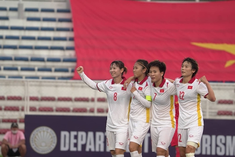 HLV Mai Đức Chung sẽ làm mới tuyển nữ Việt Nam sau AFF Cup 2022 - Ảnh 1. HLV Mai Đức Chung sẽ làm mới tuyển nữ Việt Nam sau AFF Cup 2022 - Ảnh 1.
