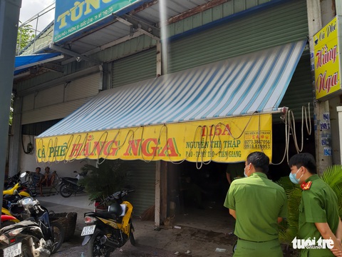Nam thanh niên cầm dao đe dọa nhân viên cây xăng cướp gần 50 triệu đồng - Ảnh 2. Nam thanh niên cầm dao đe dọa nhân viên cây xăng cướp gần 50 triệu đồng - Ảnh 2.