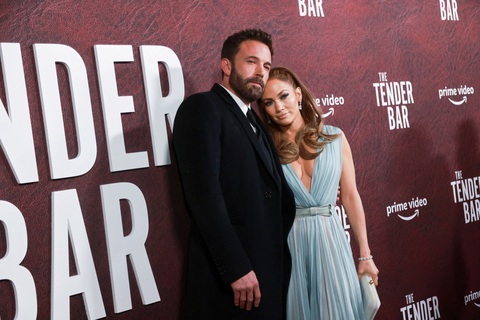 Sau 20 năm, cuối cùng Jennifer Lopez đã cưới diễn viên Ben Affleck - Ảnh 1. Sau 20 năm, cuối cùng Jennifer Lopez đã cưới diễn viên Ben Affleck - Ảnh 1.