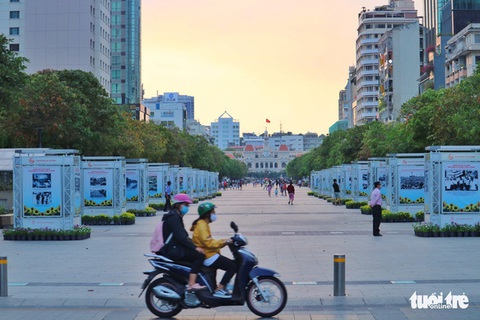Khu trung tâm TP.HCM sẽ mở rộng phố đi bộ ở 22 tuyến đường - Ảnh 1. Khu trung tâm TP.HCM sẽ mở rộng phố đi bộ ở 22 tuyến đường - Ảnh 1.