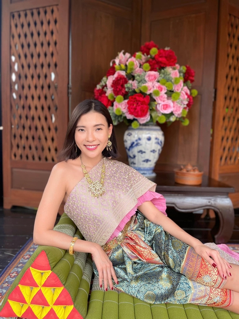 Ảnh vui sao Việt 18/7: Kim Lý tình tứ Hồ Ngọc Hà trên phố Paris - Ảnh 6. Ảnh vui sao Việt 18/7: Kim Lý tình tứ Hồ Ngọc Hà trên phố Paris - Ảnh 6.