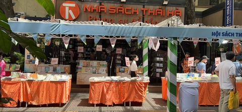 Giá cả hằng ngày 19-7: Siêu thị sale trái cây rau củ để hạ nhiệt; giá heo hơi tăng cao - Ảnh 3. Giá cả hằng ngày 19-7: Siêu thị sale trái cây rau củ để hạ nhiệt; giá heo hơi tăng cao - Ảnh 3.