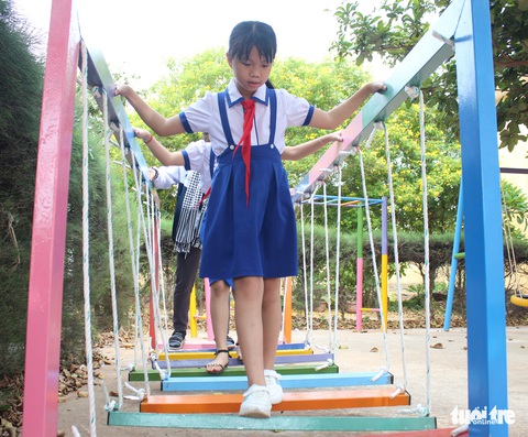 Một tuần tình nguyện nơi đảo tiền tiêu Phú Quý - Ảnh 3. Một tuần tình nguyện nơi đảo tiền tiêu Phú Quý - Ảnh 3.