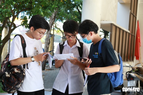 Đà Nẵng có thí sinh đạt trên 9 điểm môn văn tốt nghiệp THPT - Ảnh 1. Đà Nẵng có thí sinh đạt trên 9 điểm môn văn tốt nghiệp THPT - Ảnh 1.