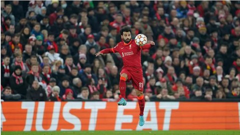 Salah vượt mặt Ronaldo nhận lương cao nhất Premier League - Ảnh 1. Salah vượt mặt Ronaldo nhận lương cao nhất Premier League - Ảnh 1.