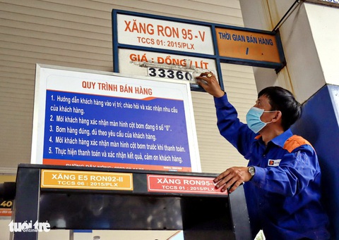 Giảm thuế xăng dầu: Bao giờ cho đến tháng 10? - Ảnh 1. Giảm thuế xăng dầu: Bao giờ cho đến tháng 10? - Ảnh 1.