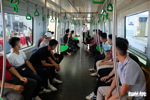 Diễn tập tình huống chữa cháy khó nhất trên metro Cát Linh - Hà Đông - Ảnh 2. Diễn tập tình huống chữa cháy khó nhất trên metro Cát Linh - Hà Đông - Ảnh 2.
