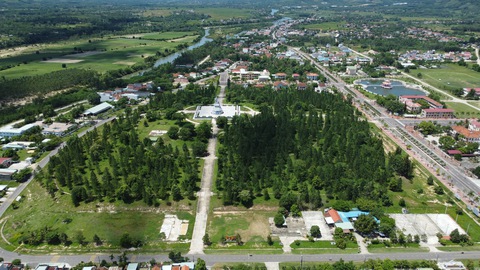Cho vợ nguyên chủ tịch huyện thuê 7.900m2 đất công viên không đúng quy định - Ảnh 1. Cho vợ nguyên chủ tịch huyện thuê 7.900m2 đất công viên không đúng quy định - Ảnh 1.