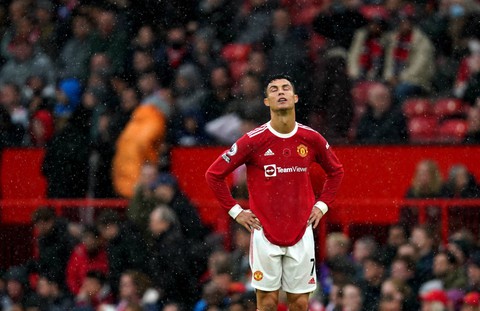 Vì sao Ronaldo không còn hấp dẫn trong mắt các đại gia? - Ảnh 1. Vì sao Ronaldo không còn hấp dẫn trong mắt các đại gia? - Ảnh 1.