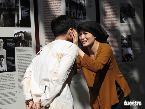 Có một ‘cung trầm’ ở di tích nhà tù Hỏa Lò tháng 7 này - Ảnh 3. Có một ‘cung trầm’ ở di tích nhà tù Hỏa Lò tháng 7 này - Ảnh 3.