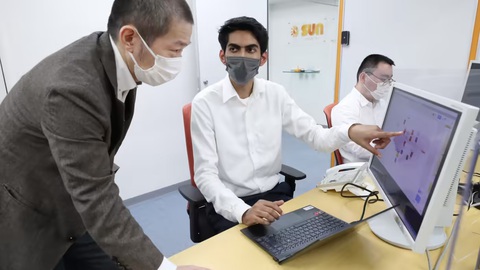 Nhật Bản nới lỏng chính sách nhập cư để thu hút nhân tài - Ảnh 1. Nhật Bản nới lỏng chính sách nhập cư để thu hút nhân tài - Ảnh 1.