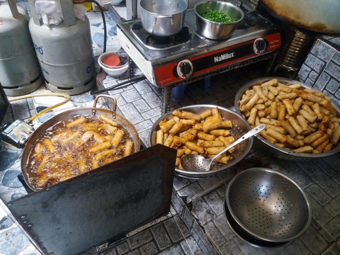 Những ngày chẳng biết ăn gì, lại thèm... bún thịt nướng! - Ảnh 3. Những ngày chẳng biết ăn gì, lại thèm... bún thịt nướng! - Ảnh 3.
