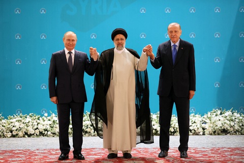 Tổng thống Putin ca ngợi cuộc gặp với tổng thống Thổ Nhĩ Kỳ và Iran - Ảnh 1. Tổng thống Putin ca ngợi cuộc gặp với tổng thống Thổ Nhĩ Kỳ và Iran - Ảnh 1.