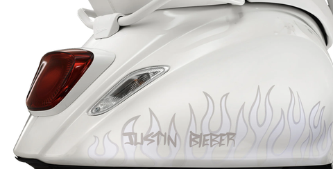 Vespa Sprint Justin Bieber ra mắt khách Việt, giá từ 115,8 triệu đồng - Ảnh 3. Vespa Sprint Justin Bieber ra mắt khách Việt, giá từ 115,8 triệu đồng - Ảnh 3.
