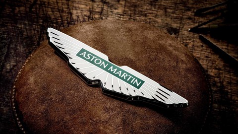 Được đại gia đổ tiền, Aston Martin bất ngờ công bố logo, slogan mới - Ảnh 1. Được đại gia đổ tiền, Aston Martin bất ngờ công bố logo, slogan mới - Ảnh 1.