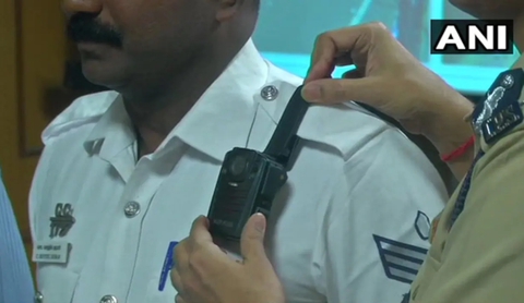 Giám sát giao thông với camera, máy bay không người lái, cả... bìa cứng - Ảnh 2. Giám sát giao thông với camera, máy bay không người lái, cả... bìa cứng - Ảnh 2.