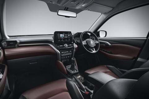 Suzuki Grand Vitara 2023 ra mắt: Nội ngoại thất gần như giống hệt Toyota Hyryder - Ảnh 3. Suzuki Grand Vitara 2023 ra mắt: Nội ngoại thất gần như giống hệt Toyota Hyryder - Ảnh 3.