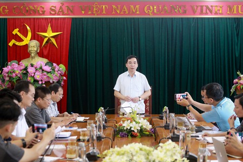 Vi phạm quản lý tài chính, Ban lãnh đạo Sở Tư pháp tỉnh Vĩnh Phúc có tham nhũng? - Ảnh 1. Vi phạm quản lý tài chính, Ban lãnh đạo Sở Tư pháp tỉnh Vĩnh Phúc có tham nhũng? - Ảnh 1.