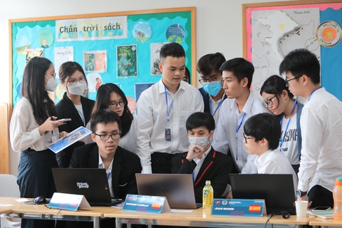 Bạn trẻ tranh luận như chính trị gia tại Hội nghị mô phỏng Liên Hiệp Quốc - Ảnh 1. Bạn trẻ tranh luận như chính trị gia tại Hội nghị mô phỏng Liên Hiệp Quốc - Ảnh 1.