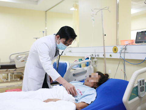 Cứu sống nữ bệnh nhân 3 lần bị ngưng tim, ngưng thở - Ảnh 1. Cứu sống nữ bệnh nhân 3 lần bị ngưng tim, ngưng thở - Ảnh 1.