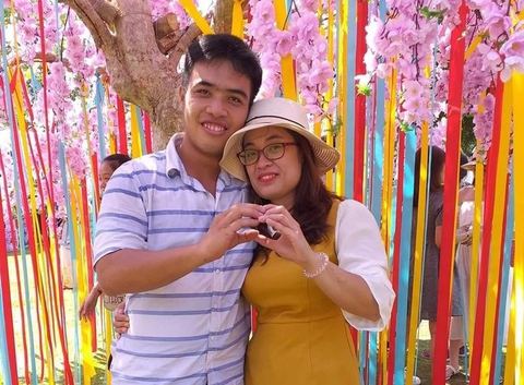Chàng trai tích cóp được 100 triệu cưới vợ sau 4 năm lên show hẹn hò - Ảnh 2. Chàng trai tích cóp được 100 triệu cưới vợ sau 4 năm lên show hẹn hò - Ảnh 2.