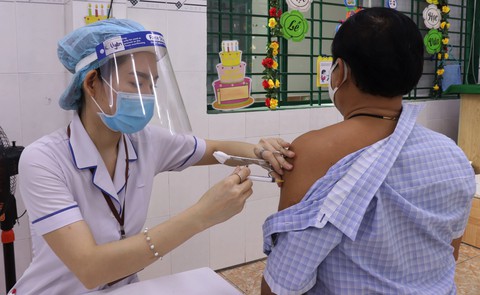 Biến thể phụ BA.2.12.1 nguồn gốc từ đâu? - Ảnh 2. Biến thể phụ BA.2.12.1 nguồn gốc từ đâu? - Ảnh 2.
