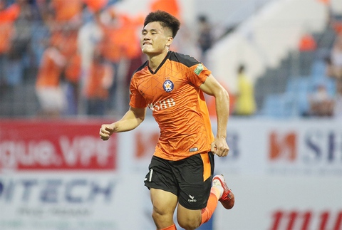 V-League 2022: Nhiều cầu thủ trẻ bước ra sàn diễn - Ảnh 1. V-League 2022: Nhiều cầu thủ trẻ bước ra sàn diễn - Ảnh 1.