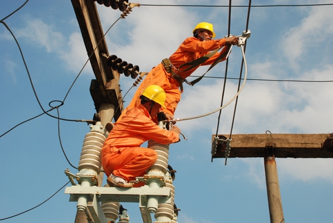 Doanh nghiệp chung tay tiết kiệm điện mùa nắng nóng - Ảnh 4. Doanh nghiệp chung tay tiết kiệm điện mùa nắng nóng - Ảnh 4.