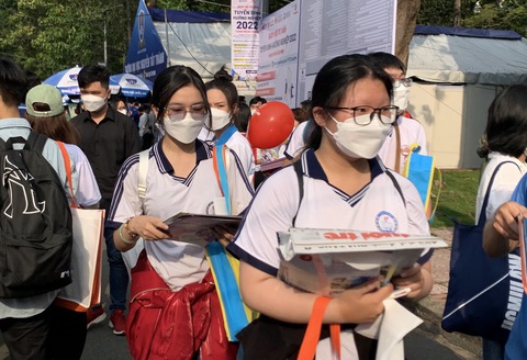 Thí sinh chưa đăng ký xét tuyển cần thông tin về Bộ Giáo dục và đào tạo đến 23-8 - Ảnh 1. Thí sinh chưa đăng ký xét tuyển cần thông tin về Bộ Giáo dục và đào tạo đến 23-8 - Ảnh 1.