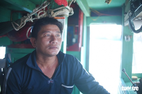 Thuyền trưởng tàu cứu 4 ngư dân Bình Thuận: Chúng tôi là anh em bạn nghề biển - Ảnh 1. Thuyền trưởng tàu cứu 4 ngư dân Bình Thuận: Chúng tôi là anh em bạn nghề biển - Ảnh 1.