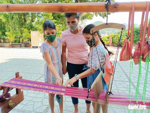Khánh Hòa chuyển mình đón khách Ấn Độ - Ảnh 1. Khánh Hòa chuyển mình đón khách Ấn Độ - Ảnh 1.