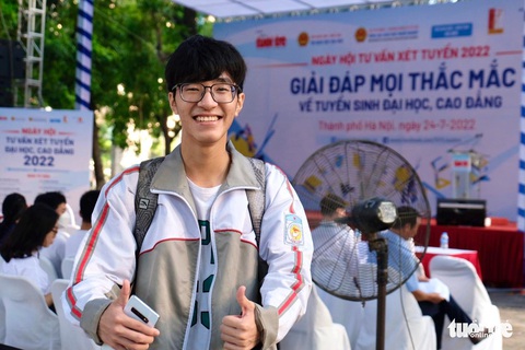 Tưng bừng hai ngày hội tư vấn xét tuyển tại TP.HCM và Hà Nội - Ảnh 4. Tưng bừng hai ngày hội tư vấn xét tuyển tại TP.HCM và Hà Nội - Ảnh 4.