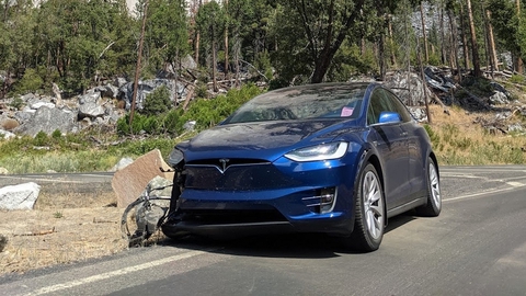 Xe điện Tesla Model X: Ngôi sao rắc rối của Elon Musk - Ảnh 10. Xe điện Tesla Model X: Ngôi sao rắc rối của Elon Musk - Ảnh 10.