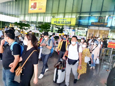 Không đối chiếu thẻ hành lý ký gửi, làm thế nào tránh thất lạc? - Ảnh 1. Không đối chiếu thẻ hành lý ký gửi, làm thế nào tránh thất lạc? - Ảnh 1.